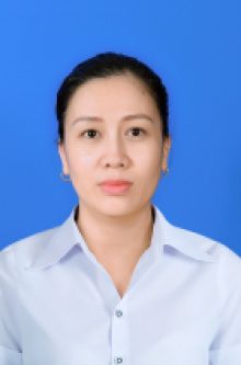 Nguyễn Thị Thủy(l)